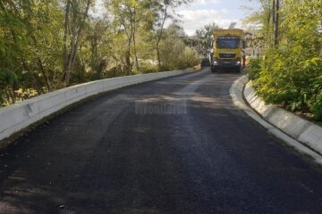 Primăria Liteni modernizează 18 kilometri de drumuri locale