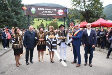 Gazde și oaspeți