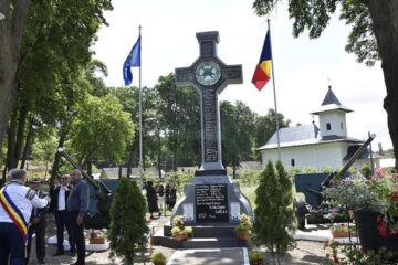 Monument Sasca refăcut de Dumitru Davidel
