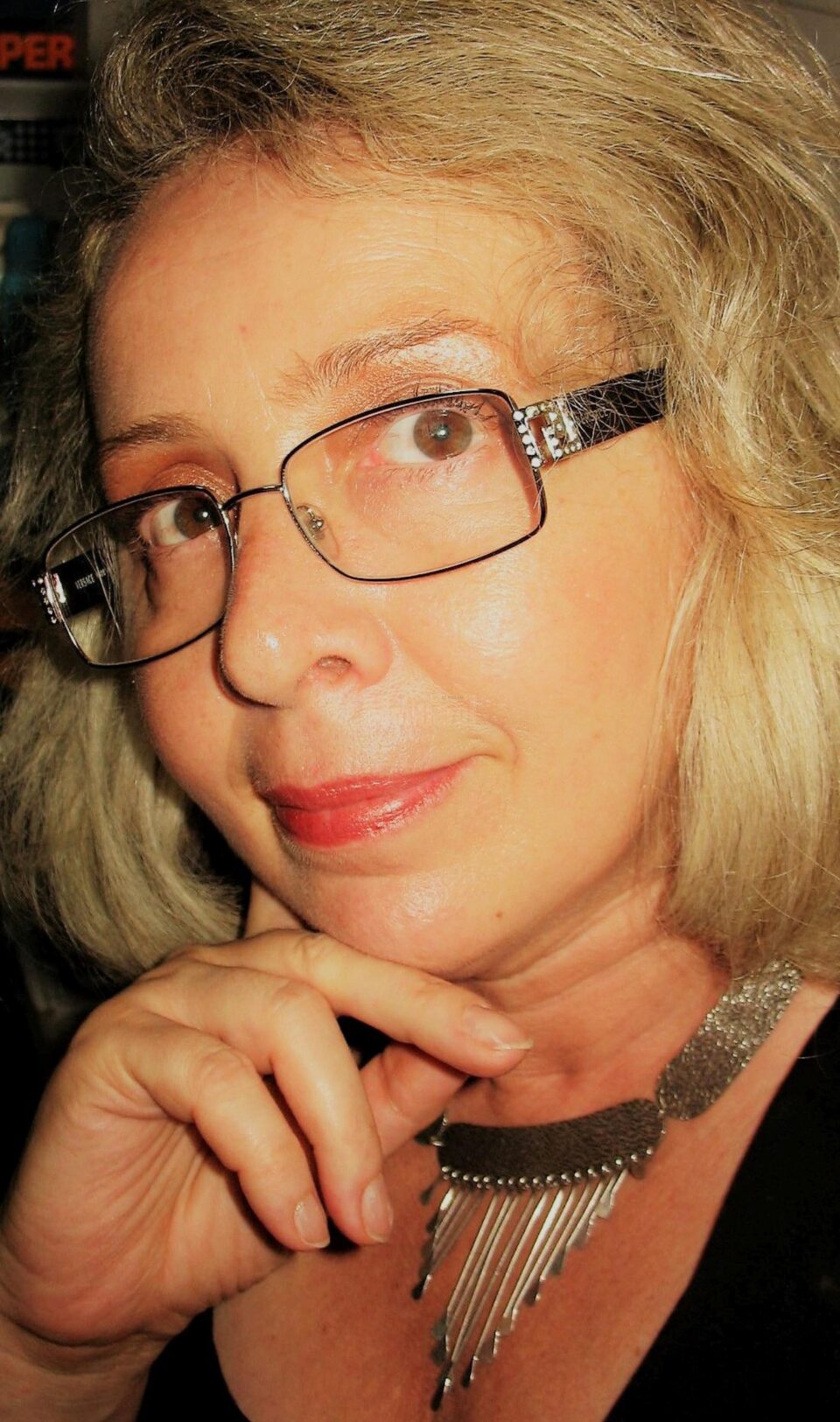 Scriitoarea Angela Furtună