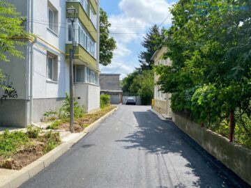 Strada Gherasim Buliga, din zona centrală a orașului, a fost reabilitată prin schimbarea covorului asfaltic, refacerea trotuarelor și înlocuirea bordurilor