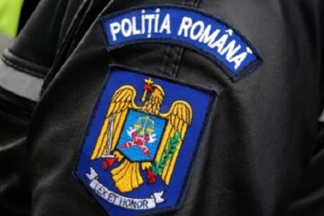 Descindere a poliției urmată de confiscări, dosare penale și o reținere în arest, printre comercianți care fac contrabandă sau evaziune