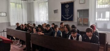 Comemorare a victimelor Holocaustului, printr-o lecție de istorie la Sinagoga Gah din Suceava
