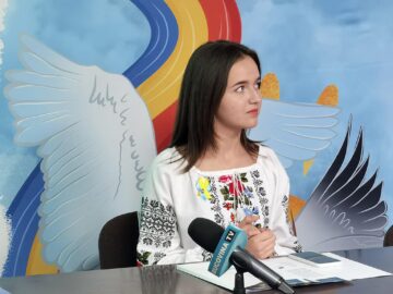 Tetiana Lebedenko, în vârstă de 15 ani, din Ucraina, a trimis lucrarea câștigătoare la concursul organizat de BRCT Suceava