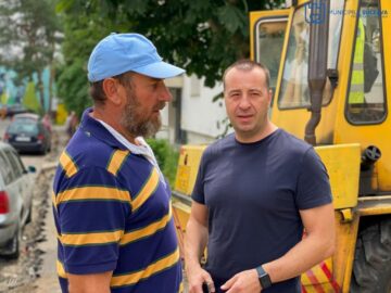 Lucian Harșovschi: „S-a turnat un nou covor asfaltic, s-au refăcut trotuarele, s-au schimbat bordurile și s-au înlocuit geigerele și capacele de canal”