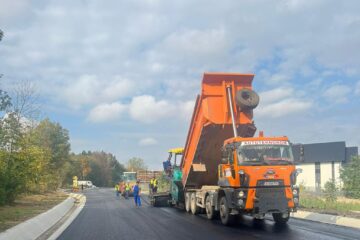 Imagini de pe șantierul DN 29D, unde lucrează Autototehnorom