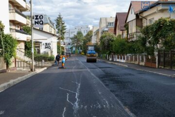 Strada Republicii a fost reabilitată și modernizată, inclusiv aleile care fac legătura cu strada Anastasie Crimca