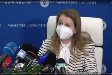 Ligia Deca, la prima sa conferință de presă
