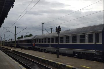 Cei trei au fost depistați în tren