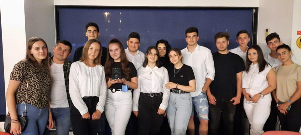 Participanți