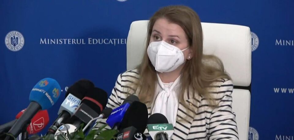 Ligia Deca, la prima sa conferință de presă
