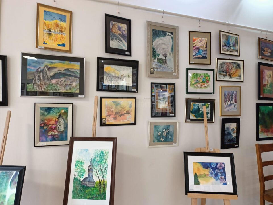 Expoziția de pictură „Din suflet de copil” și lansare de carte, sâmbătă, la Galeria de Artă „Traian Postolache” din Rădăuți