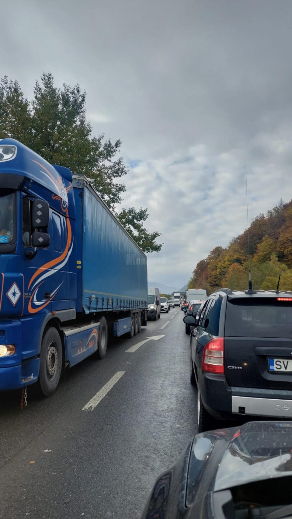 Trafic blocat, astazi, pe DN 17
