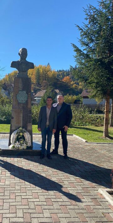 Depunere de coroane la monumentul lui Traian Popovici