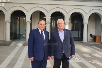 Primarul Sucevei, alături de președintele CJ Suceava, Gheorghe Flutur, în Capitală