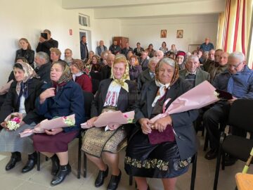Festivitatea de premiere pentru cele 30 de cupluri a avut loc la Căminul cultural din satul Baineț