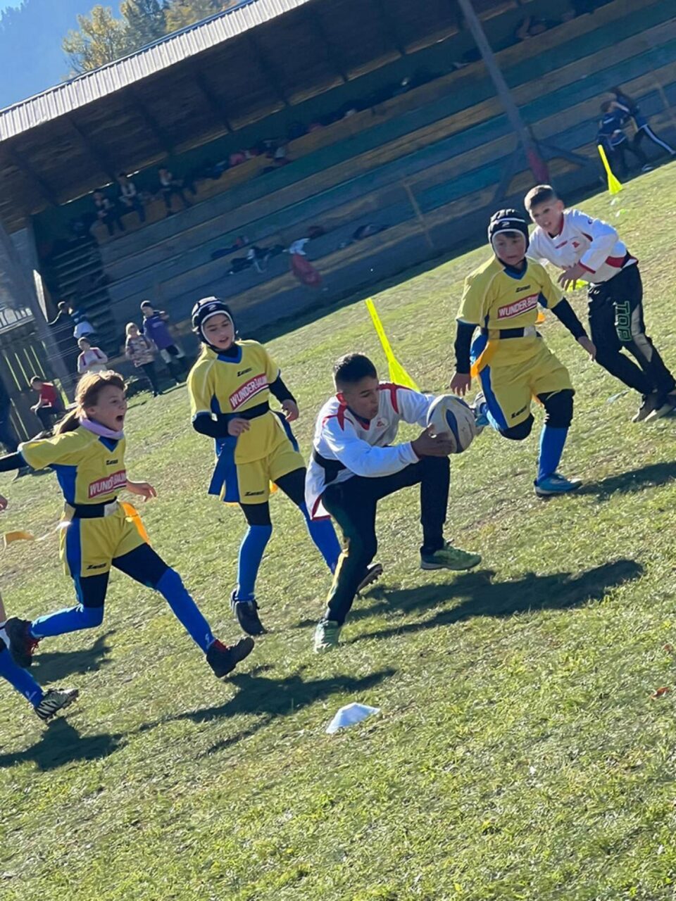Rugby - tag mișcare și educație pentru copii