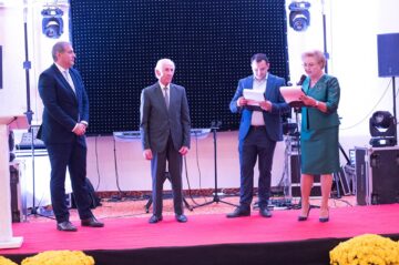 Președintele fondator al Asociațiilor Patronale din Suceava, Mihai Deliu, a primit un premiu special