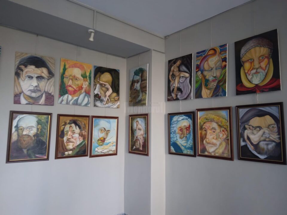Lucrări semnate de trei artiști suceveni pot fi admirate la Galeria de Artă „Ion Irimescu” Suceava Lucrări semnate de trei artiști suceveni pot fi admirate la Galeria de Artă „Ion Irimescu” Suceava