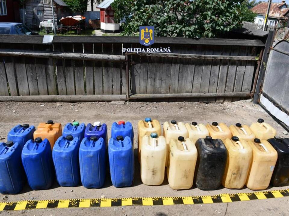 Canistre de motorină descoperite la perchezițiile din luna iulie a acestui an