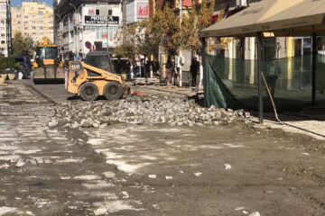 Lucrări de conectare la rețeaua de apă-canal în centrul municipiului