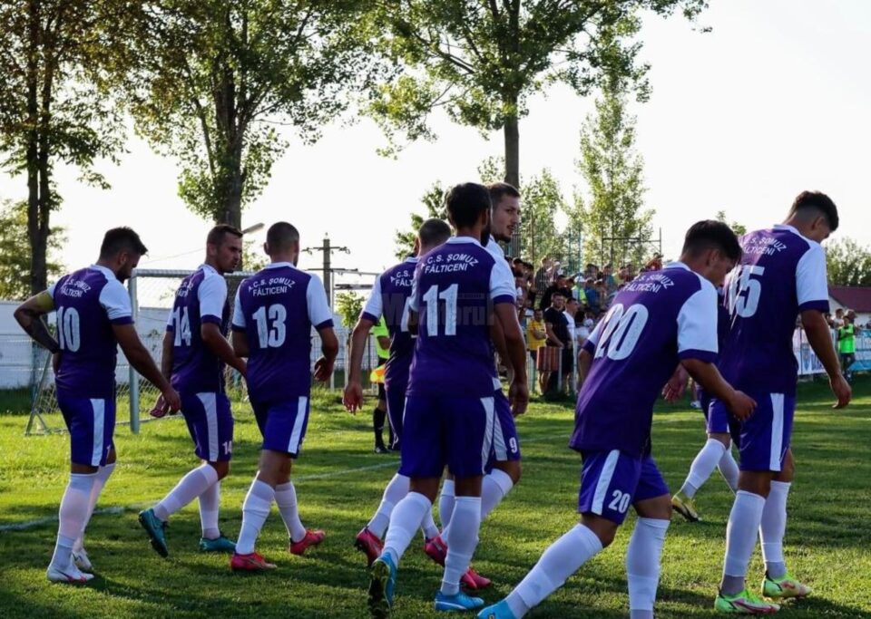 Fotbaliștii Șomuzului au ratat ocazia de a urca pe loc de play-off. Foto Marius Bunduc Fotbaliștii Șomuzului au ratat ocazia de a urca pe loc de play-off. Foto Marius Bunduc