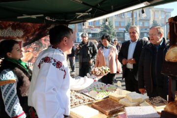 Târgul Mărului, ediția a XVII-a, la Fălticeni