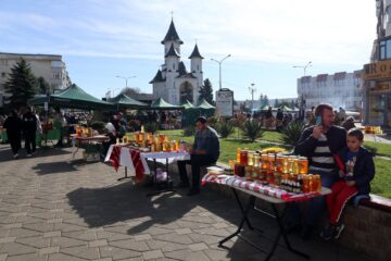 Târgul Mărului, ediția a XVII-a, la Fălticeni