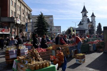 Târgul Mărului, ediția a XVII-a, la Fălticeni