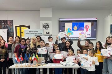Profesori și elevi suceveni, prezenți la workshopuri despre cyberbullying și discursul instigator la ură, organizate de Asociația Institutul Bucovina