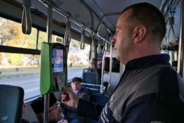 Sistemul de e-Ticketing este funcțional începând de astăzi în transportul public din municipiul Suceava