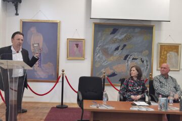 Dubla lansare de carte a jurnalistului Neculai Roșca, la Biblioteca Bucovinei „I. G. Sbiera”