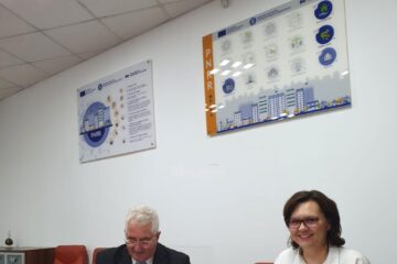 Contractele de finanțare pentru renovarea unor blocuri din centrul Sucevei au fost semnate de primarul Lungu