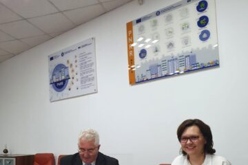 Contractele de finanțare pentru renovarea unor blocuri din centrul Sucevei au fost semnate de primarul Lungu
