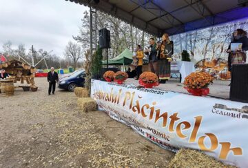 Premierea câștigătorilor concursului culinar „Plăcinte ca-n Bucovina”, la Festivalul Plăcintelor, ed. I