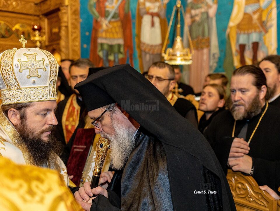 Părintele arhimandrit Irineu Lichi, noul stareț al Mănăstirii Bogdana. Sursa foto Costel S Photo