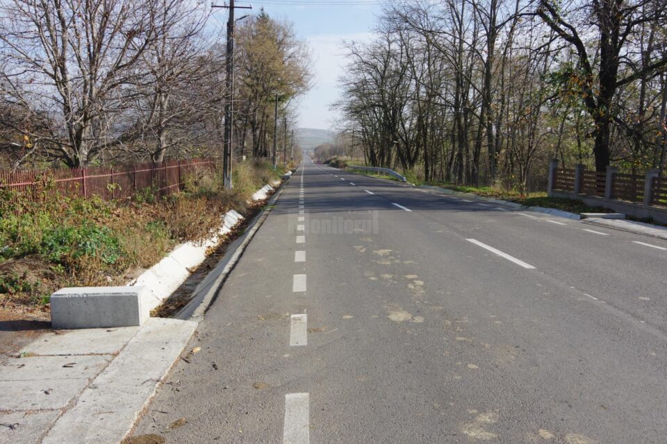 Flutur a anunțat că în acest an s-au modernizat 230 de kilometri de drumuri județene