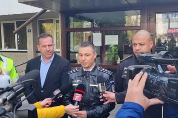 Comisarul-șef Ionuț Epureanu a declarat că de la începutul acestui an colegii săi au aplicat aproape 30.000 de sancțiuni contravenționale și au constatat 1.200 de infracțiuni la regimul rutier