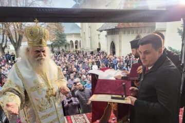 Adrian Haralambie Bidu a primit ordinul „Crucea Mușatinii”
