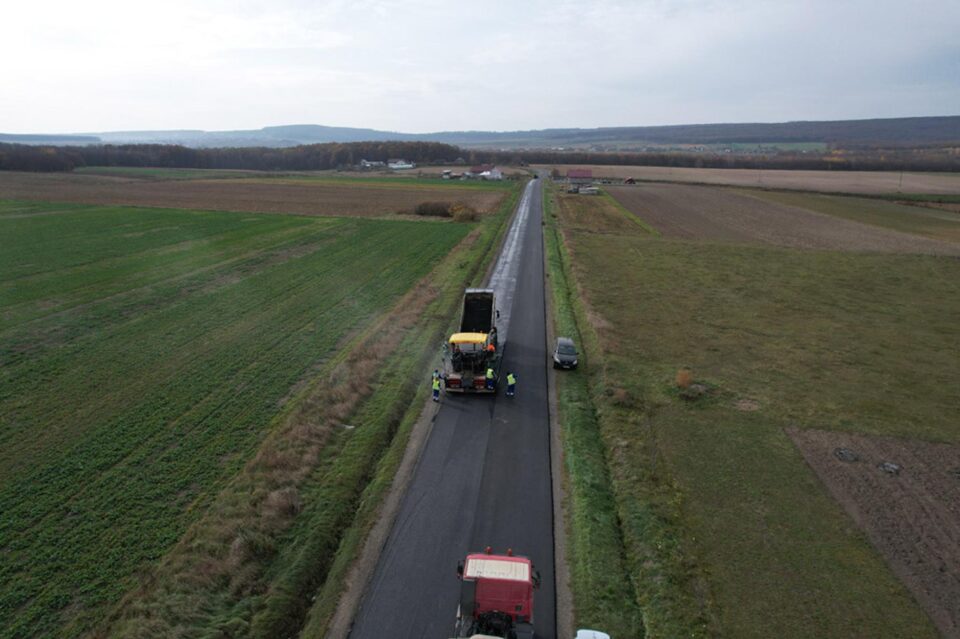 Așa arată DN 29 A Suceava-Dorohoi, prin Adâncata Foto DRDP Iași