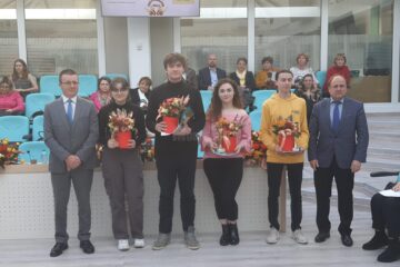 Elevi cu 10 la bacalaureat, premiati de IȘJ