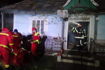 Bătrân mort după un incendiu în locuința sa