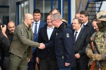 Vama Vicovu de Sus - Crasna s-a redeschis după 14 ani, în prezența premierilor României și Ucrainei