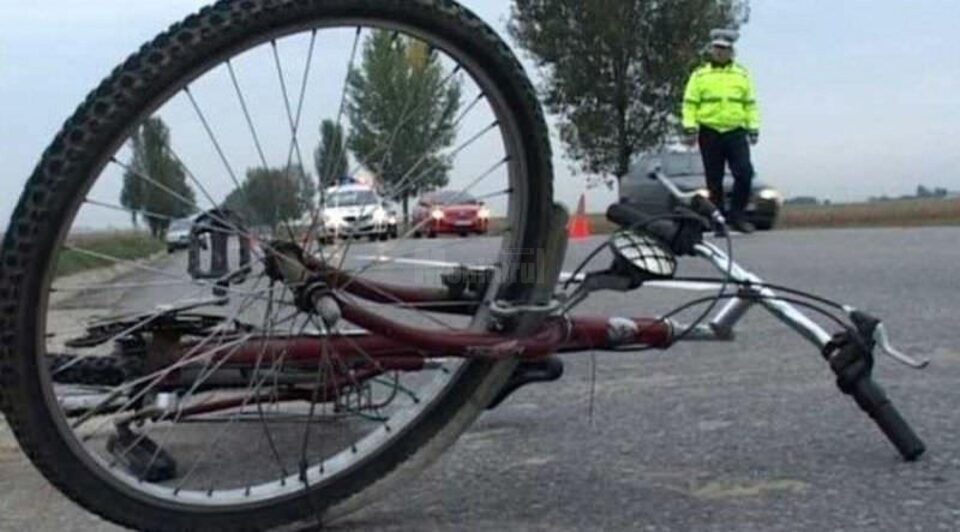 Bicicleta pe carosabil