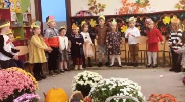„Crizanteme, culoare și poezie”, la Școala Gimnazială Nr. 1 Iaslovăț
