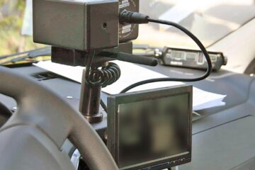 Ancheta DIICOT privind contrabanda a dus și la interceptarea unui polițist care ar fi luat mită în timp ce acționa cu radarul Foto ziaruldeconstanta