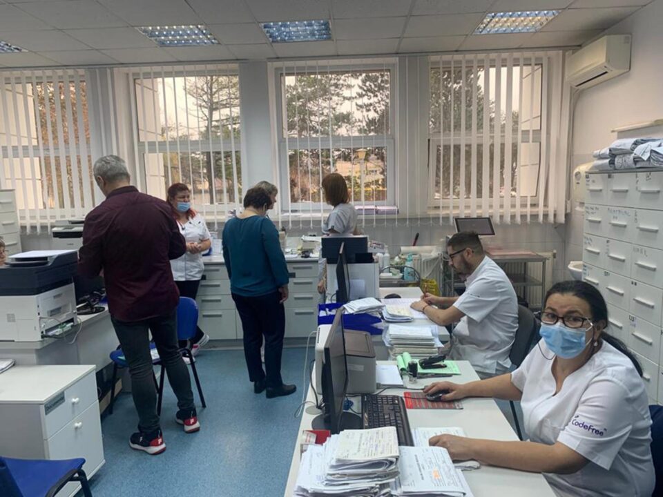 Peste 140 de suceveni au fost consultați și au primit teste gratuite pentru monitorizarea glicemiei, de Ziua Mondială a Diabetului Peste 140 de suceveni au fost consultați și au primit teste gratuite pentru monitorizarea glicemiei, de Ziua Mondială a Diabetului