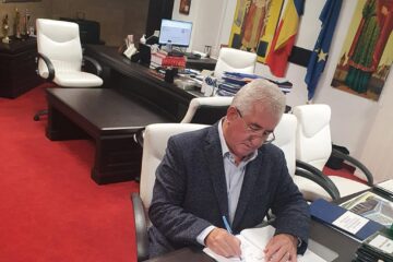 Primarul Sucevei, Ion Lungu, a semnat Autorizația de Construire pentru Sala Polivalentă de 5.000 locuri