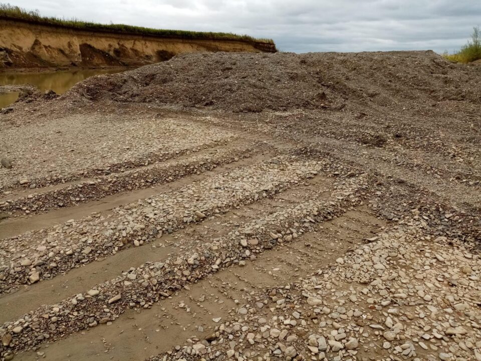Amendă de 80.000 de lei pentru Florconstruct pentru exploatare ilegală de balast