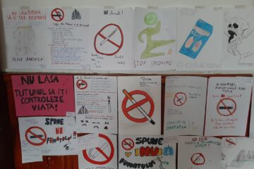 Postere cu mesaje antifumat, realizate de elevi